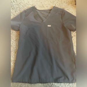 Figs Catarina scrub top